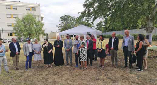 Nel giardino della Villa Verde la cerimonia  per la donazione della quercia